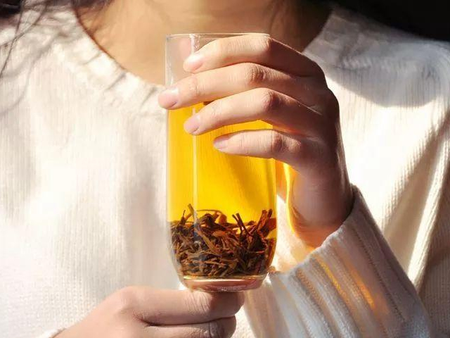 【焕彩国际】那些花茶可以护眼？